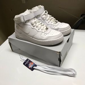 Air Force One Mid 07 Whites Mens 9.5